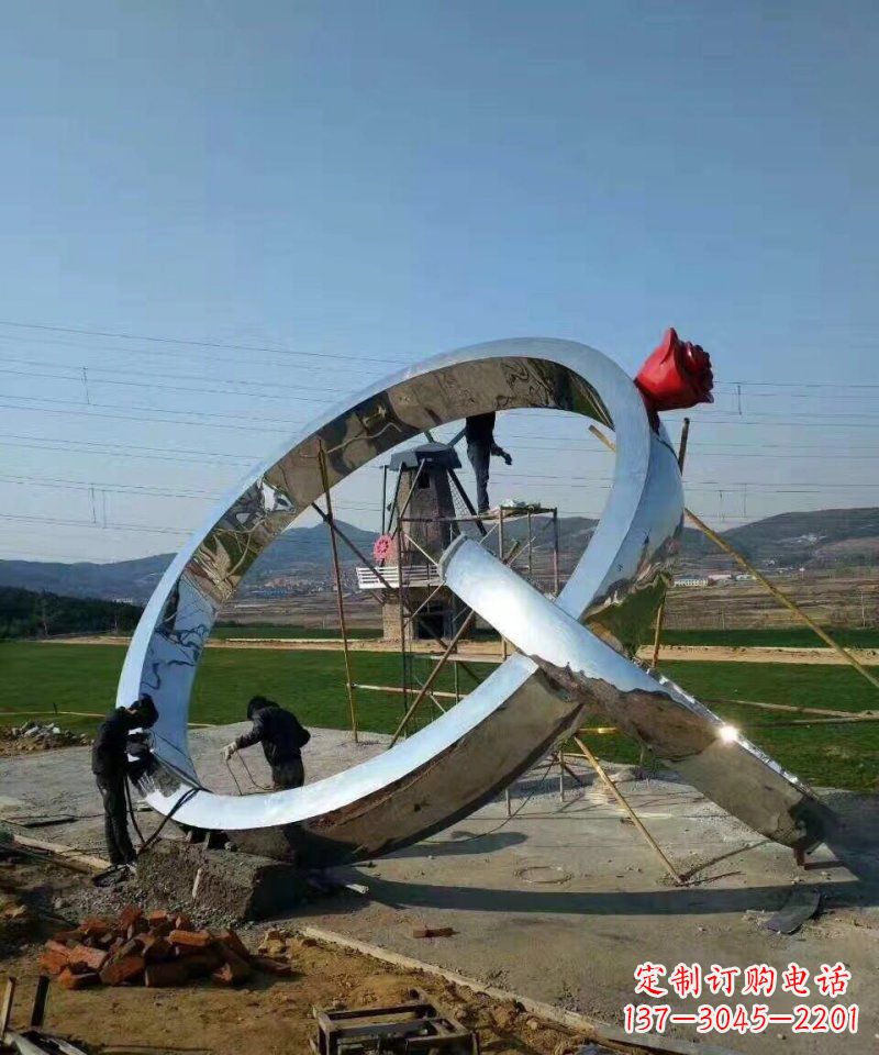 辽阳精美不锈钢玫瑰景观雕塑