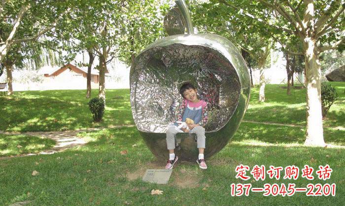 辽阳精致雕刻不锈钢苹果座椅雕塑