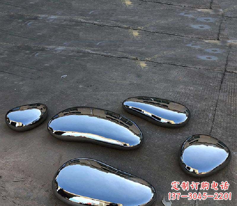 辽阳不锈钢水滴景观雕塑美轮美奂,营造自然灵动