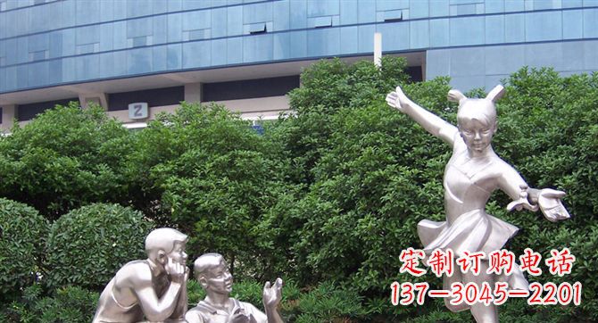 辽阳优质不锈钢学生人物雕塑