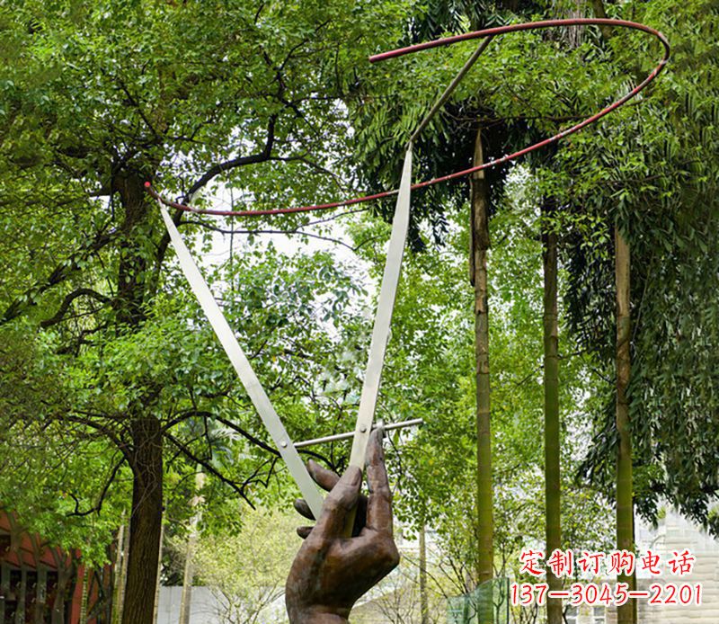 辽阳不锈钢圆规雕塑展示精致繁华
