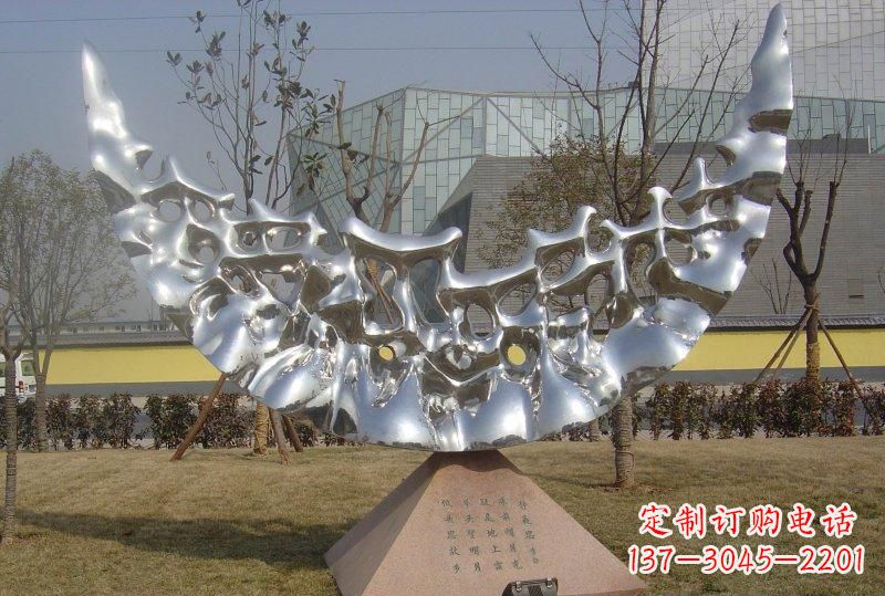 辽阳新款不锈钢月亮景观雕塑
