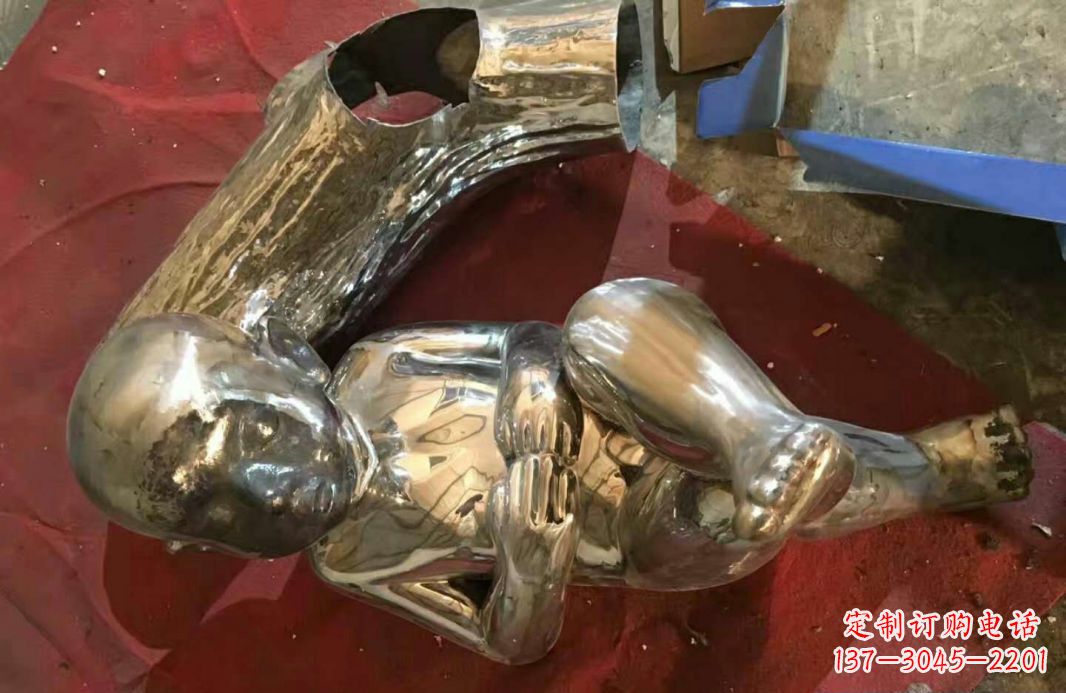 辽阳风格时尚可爱的不锈钢儿童雕塑