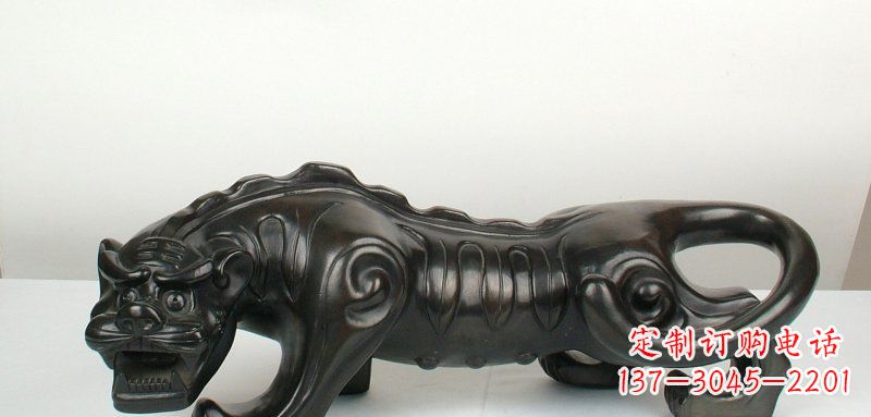 辽阳公园抽象老虎动物雕塑