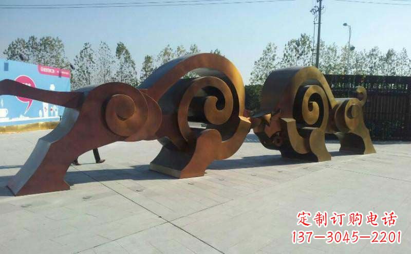 辽阳公园抽象牛动物铜雕