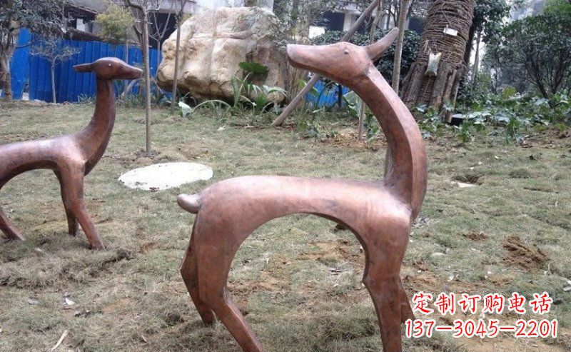 辽阳公园抽象小鹿动物铜雕