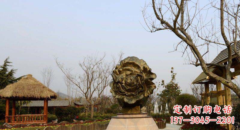 辽阳公园大白菜景观铜雕