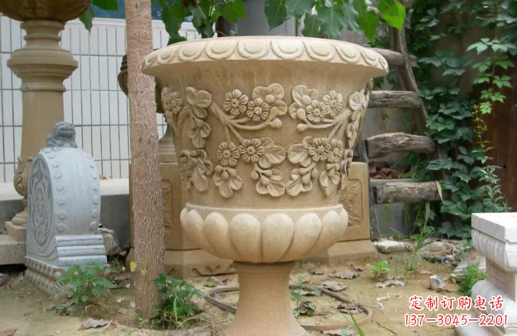 辽阳精美大理石花盆雕塑
