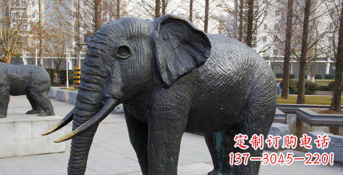 辽阳公园大象动物雕塑