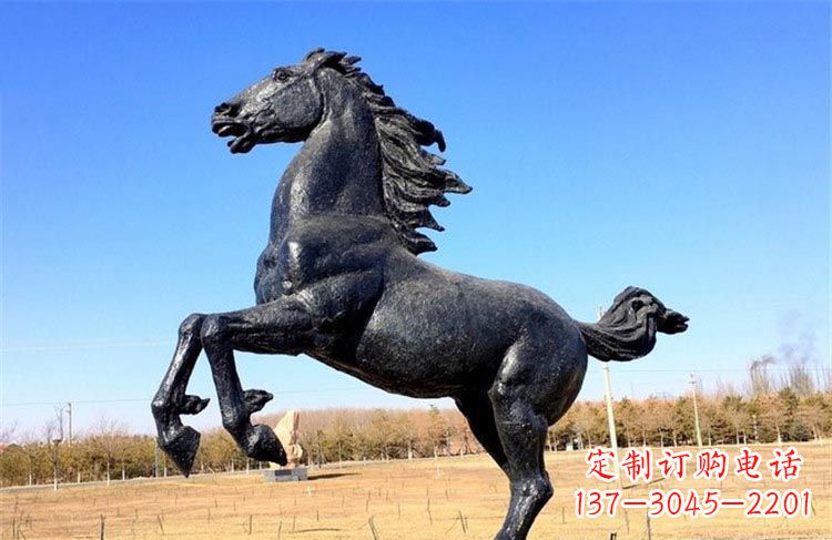 辽阳公园动物立马铜雕
