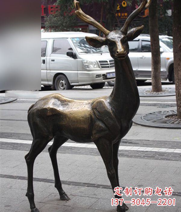辽阳公园动物鹿铜雕