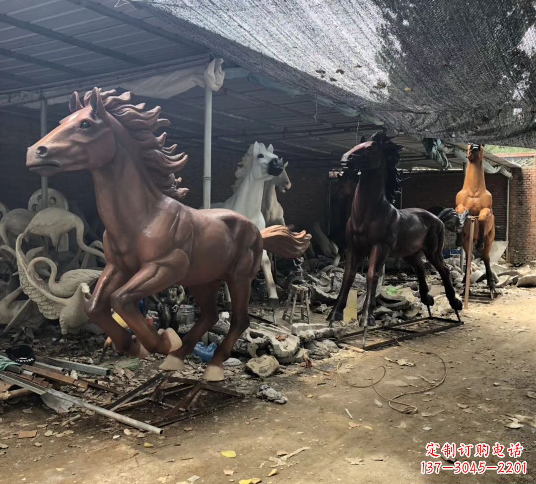 辽阳公园动物铜马雕塑