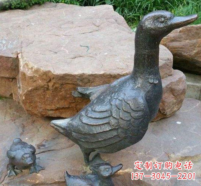 辽阳动物雕塑——精致铜质鸭子雕塑