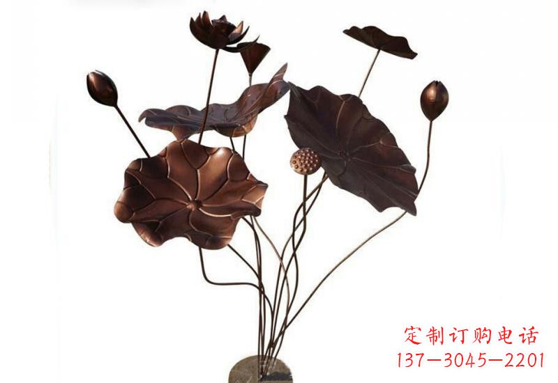 辽阳传承经典,锻铜荷花雕塑