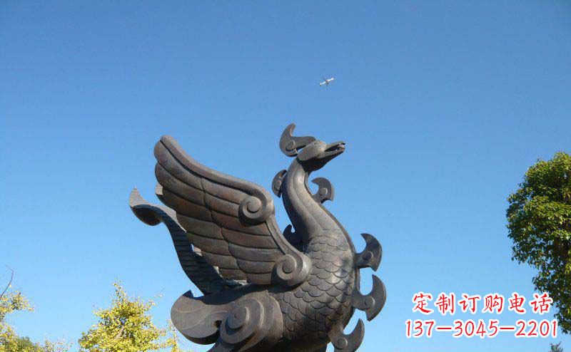 辽阳公园凤凰景观铜雕