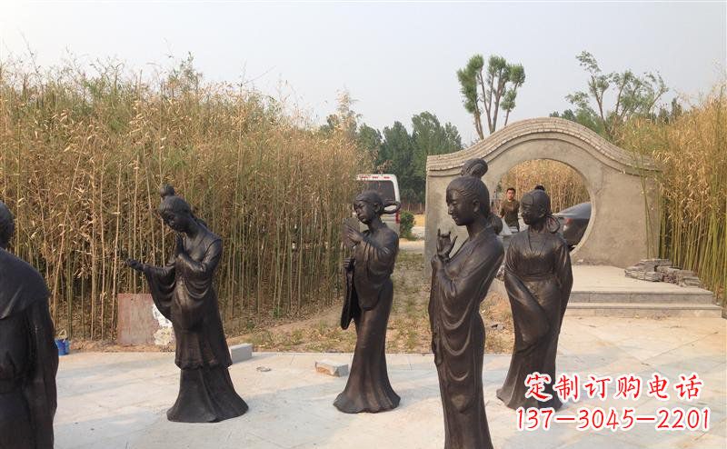 辽阳公园古代女人人物铜雕