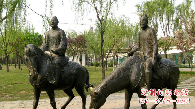 辽阳公园古人骑马人物铜雕
