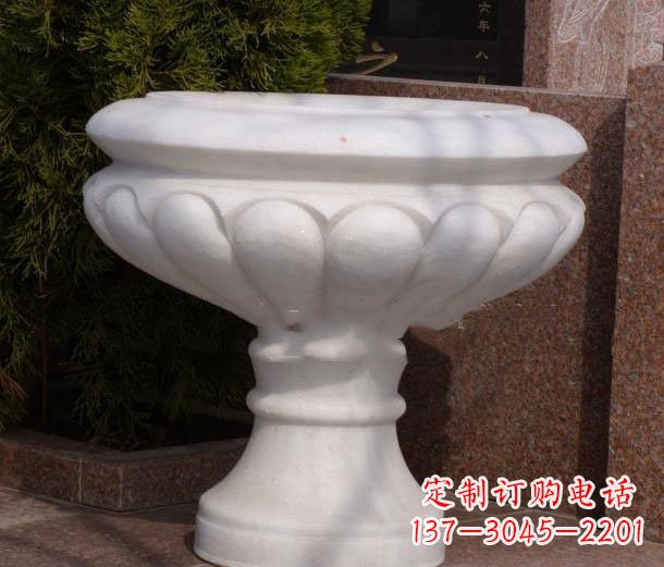 辽阳公园汉白玉花盆石雕