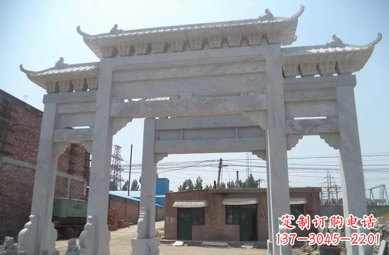 辽阳牌坊石雕 – 三门牌坊石雕，极具风格的艺术品