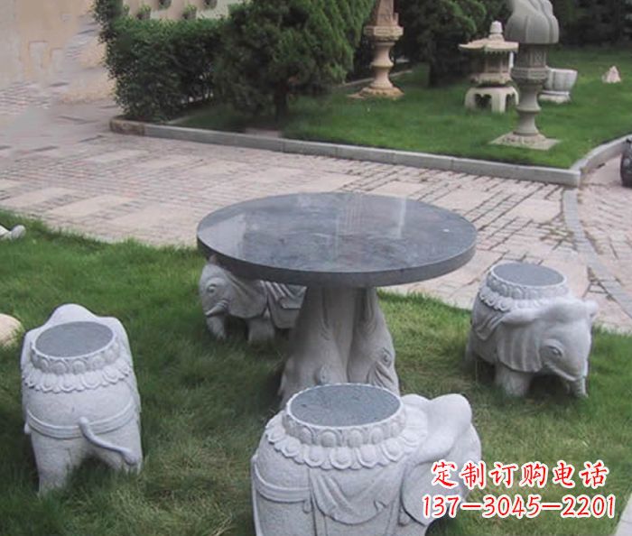 辽阳小象雕塑——让自然陪伴身边