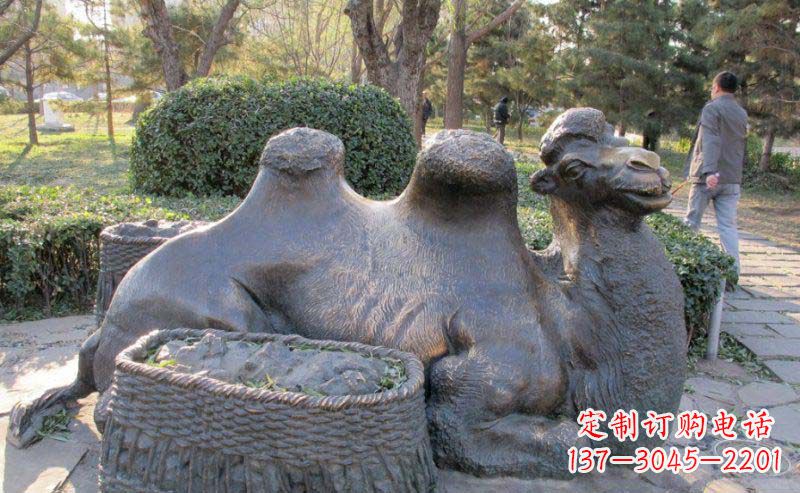 辽阳精致骆驼铜雕塑