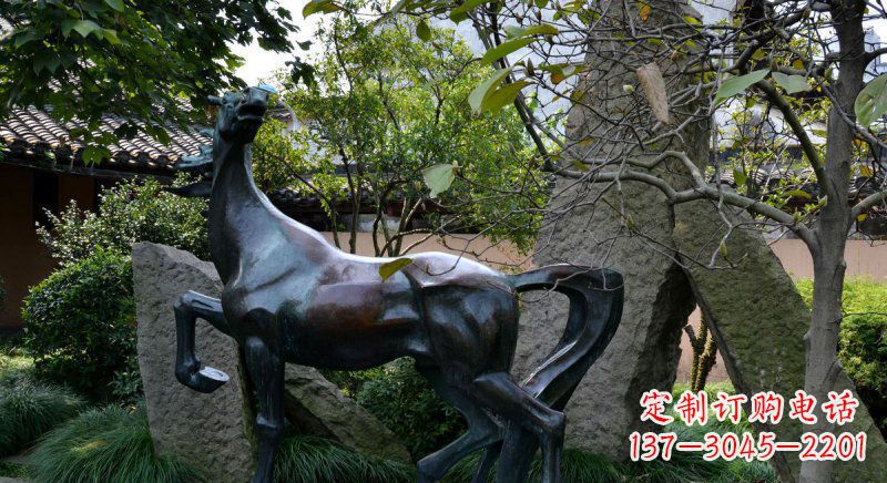 辽阳精美的动物铜雕