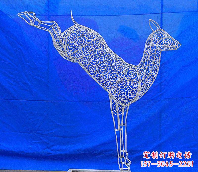 辽阳中领雕塑梅花鹿不锈钢镂空雕塑