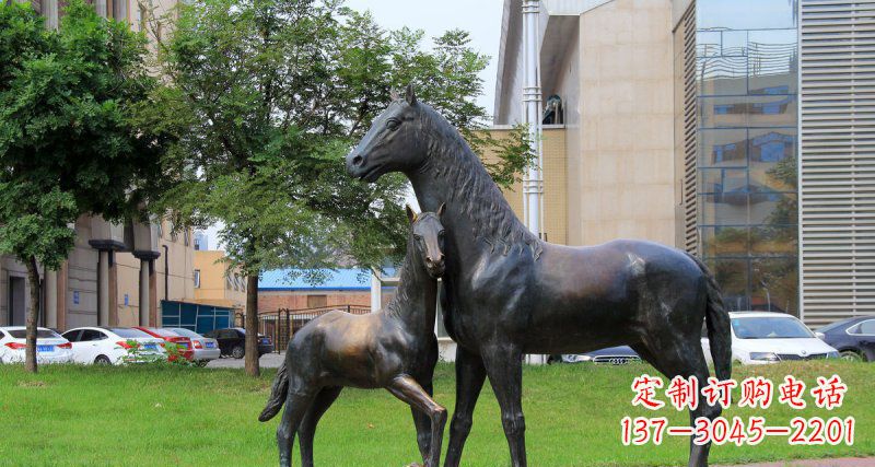 辽阳优质实木母子马铜雕