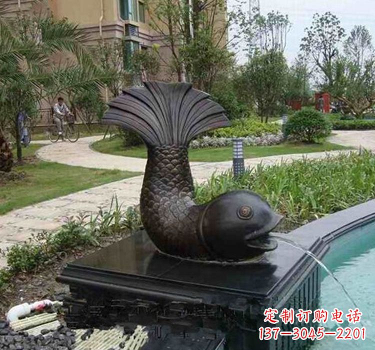 辽阳鲤鱼铜雕——让大自然的魅力惊艳您的眼球