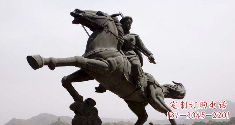 辽阳公园骑马的西方人物景观铜雕