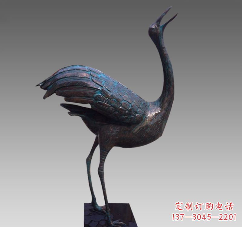 辽阳青铜雕刻仙鹤翱翔