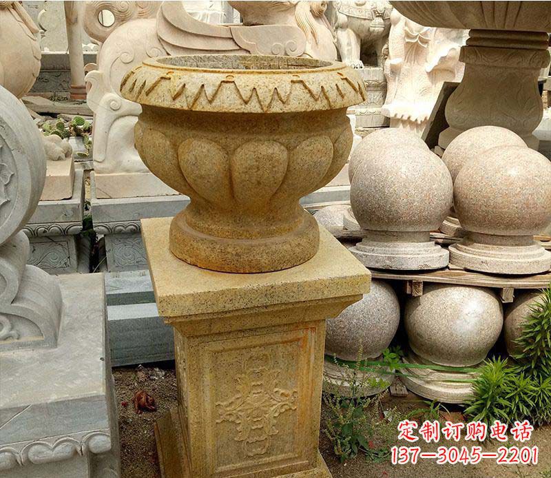 辽阳砂岩花盆景观石雕--美观多彩的室外装饰