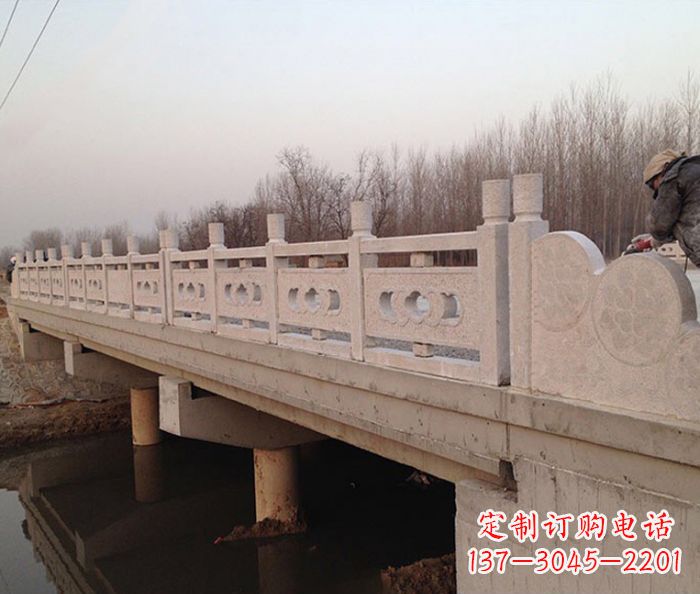 辽阳公园石桥栏板大理石雕塑