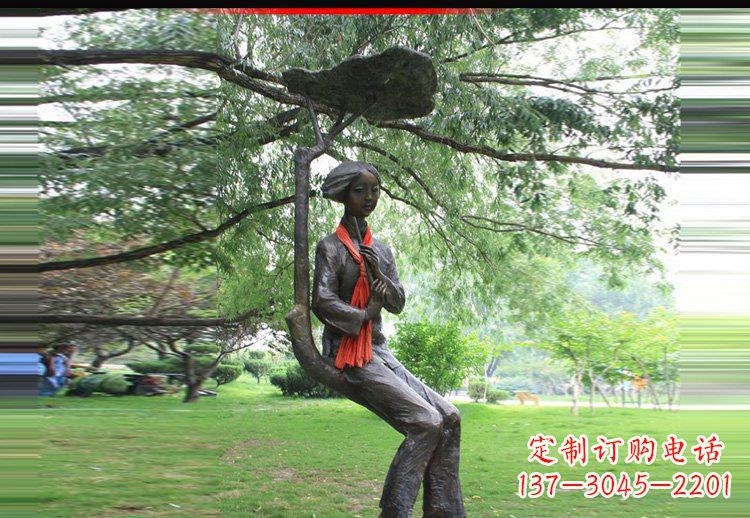 辽阳可爱迷人的美女雕塑