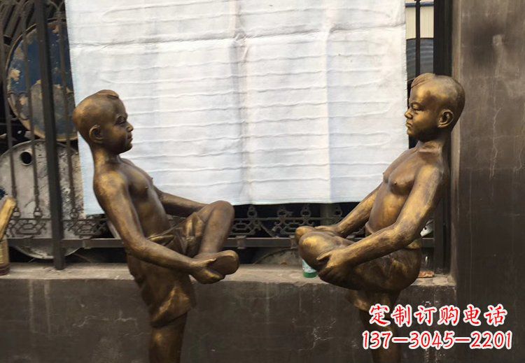 辽阳公园铜雕儿童玩游戏人物雕塑