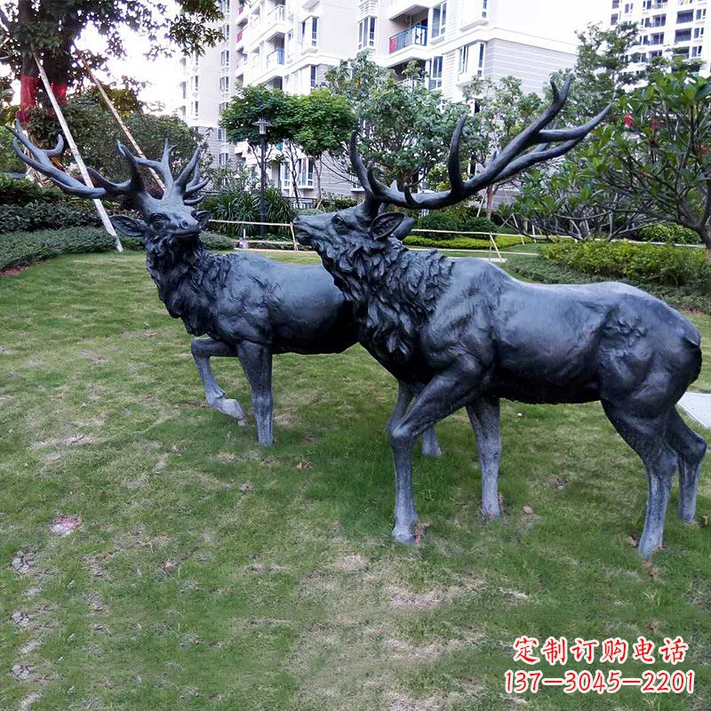 辽阳公园铜雕公鹿草坪动物雕塑