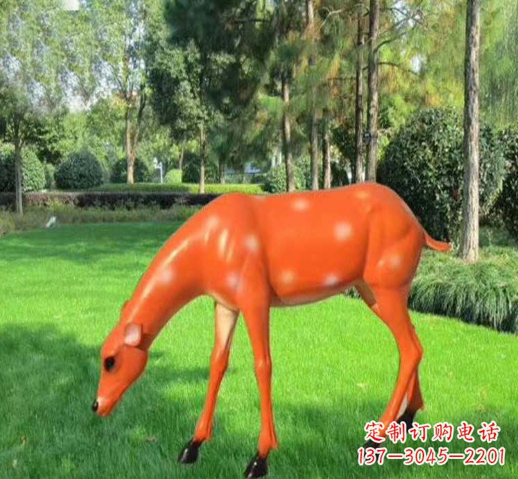 辽阳铜质梅花鹿雕塑