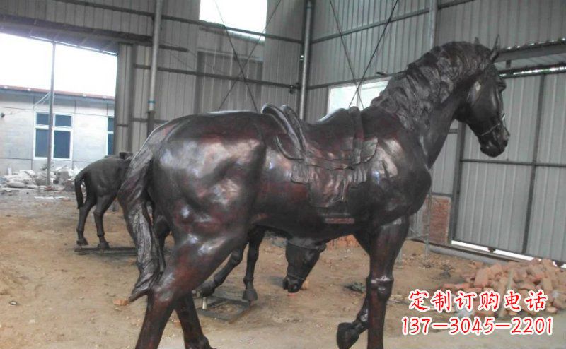 辽阳公园铜马动物铜雕