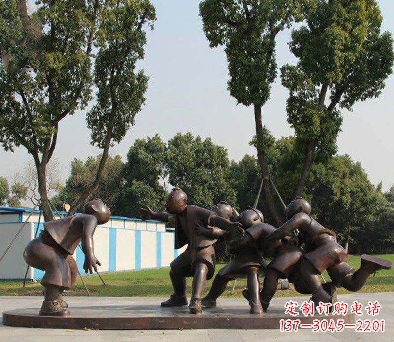 辽阳老鹰铜雕塑