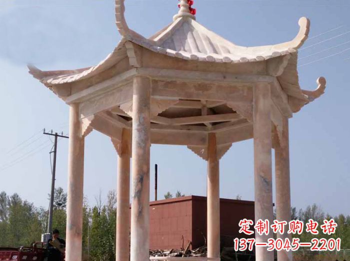 辽阳红六角凉亭雕塑