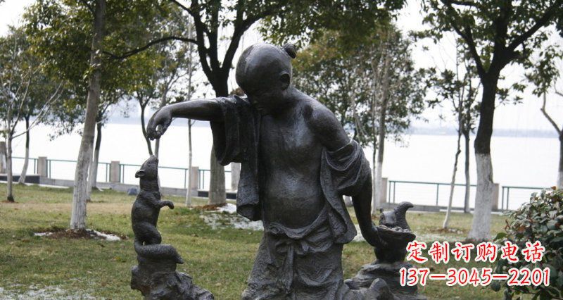 辽阳铜质高端松鼠雕塑