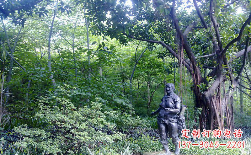 辽阳公园西方女人人物铜雕