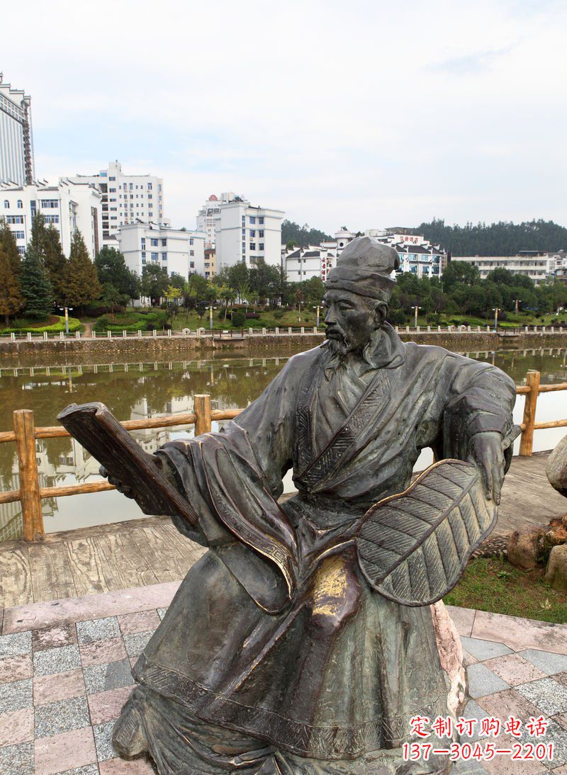 辽阳公园诸葛亮历史人物铜雕