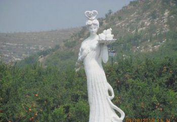 辽阳传奇石榴石雕，传递传统文化