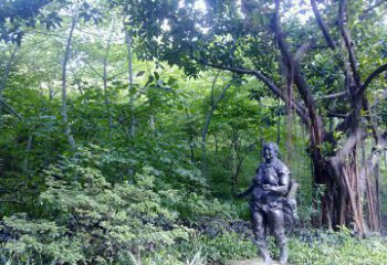辽阳铜雕西方女人人物雕塑