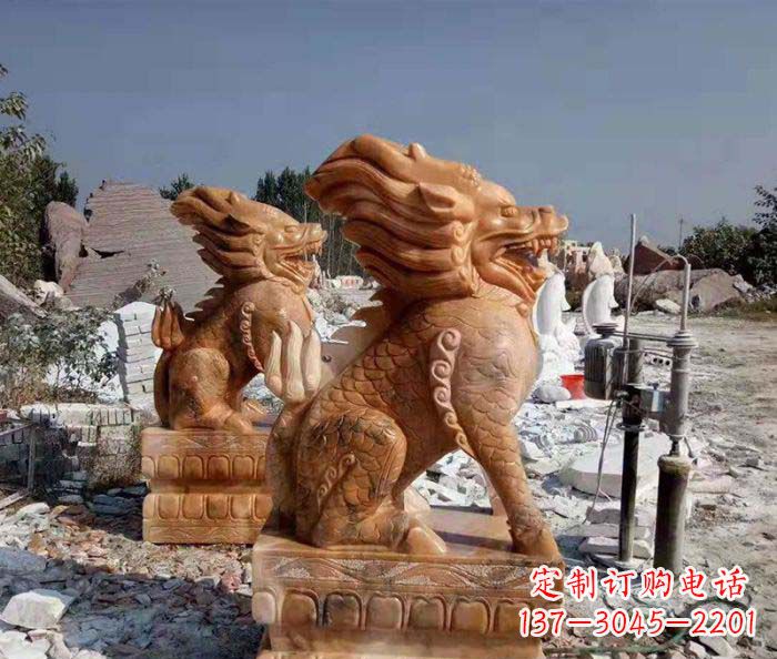 辽阳古代神兽晚霞红石雕麒麟