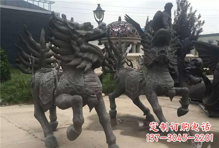 辽阳精美的古典铜麒麟雕塑