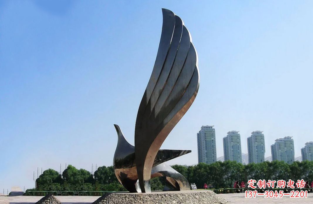 辽阳广场不锈钢抽象鸽子雕塑