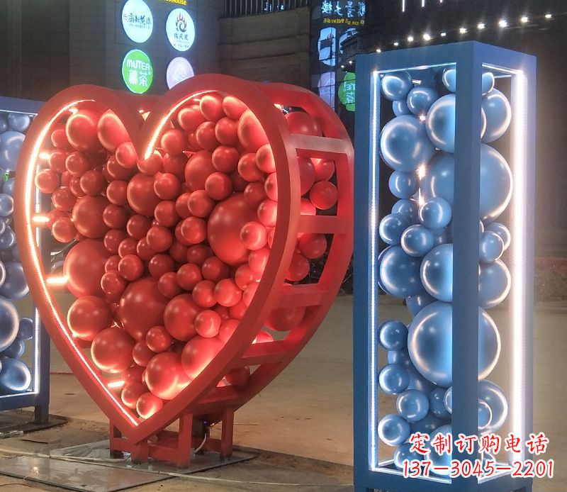 辽阳艺术级不锈钢字母雕塑