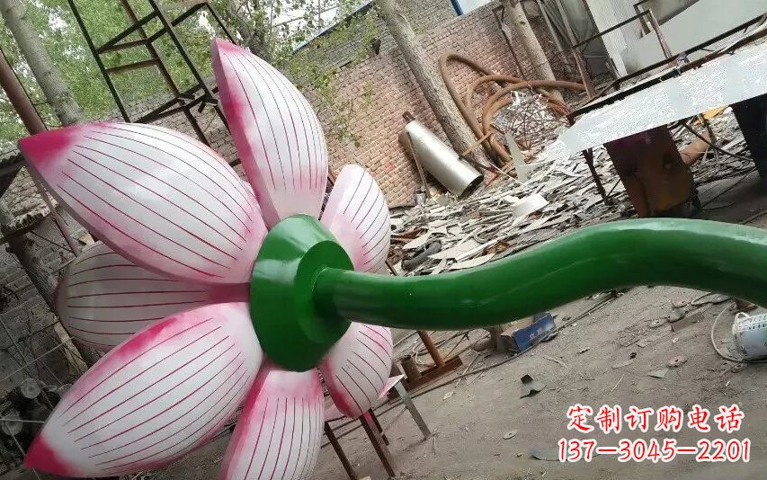 辽阳中领雕塑-精致无比的不锈钢莲花雕塑